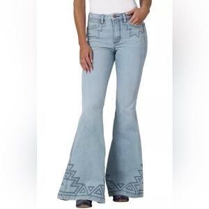 Wrangler Retro Light Wash Embroidered Flare Jean